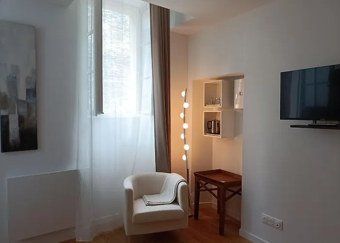 Buffon Nocleg ze śniadaniem